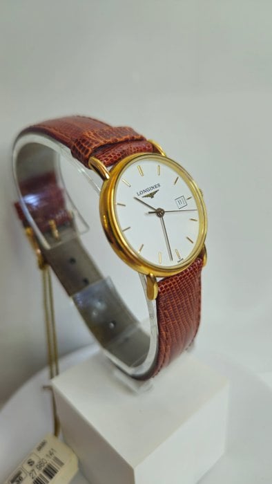 0a290e97-577a-4bb1-863c-4d41d2a014f8 Longines - La Grande Classique