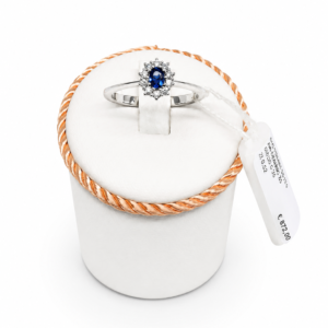 Anello zaffiro blu