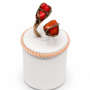 Anello Alcozer con coralli