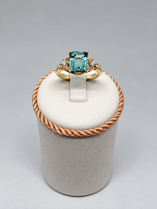 Anello smeraldo